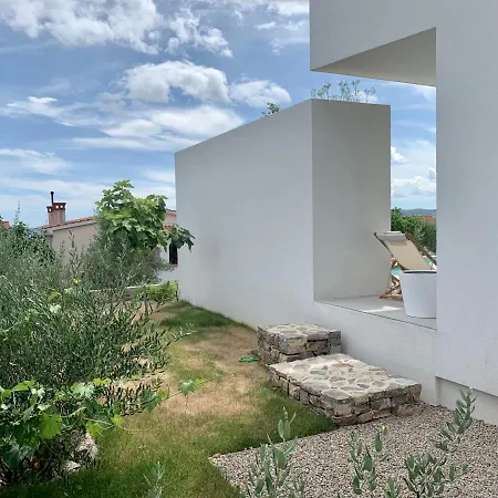 Vila Villaarh Krk Town Exterior photo